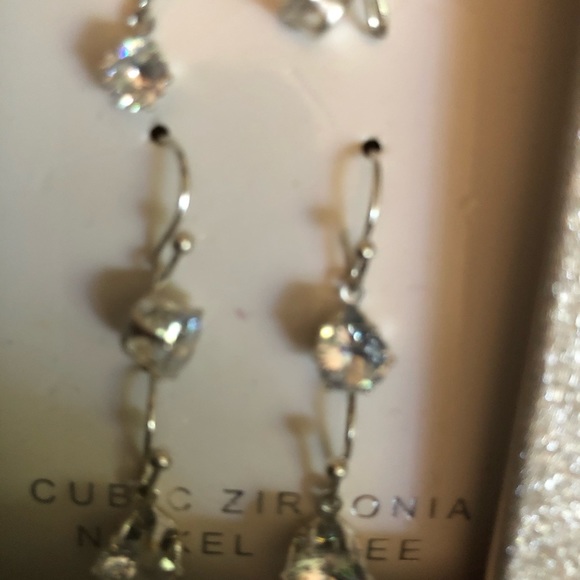 EARRINGS CUBIC ZIRCONIA NICKEL FREE NIB - Picture 3 of 4
